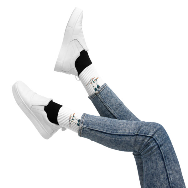 jambes en lair avec jean chaussettes et chaussures